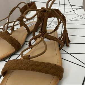 Madden Girl Open Toe Strappy Sandals (Sorren)